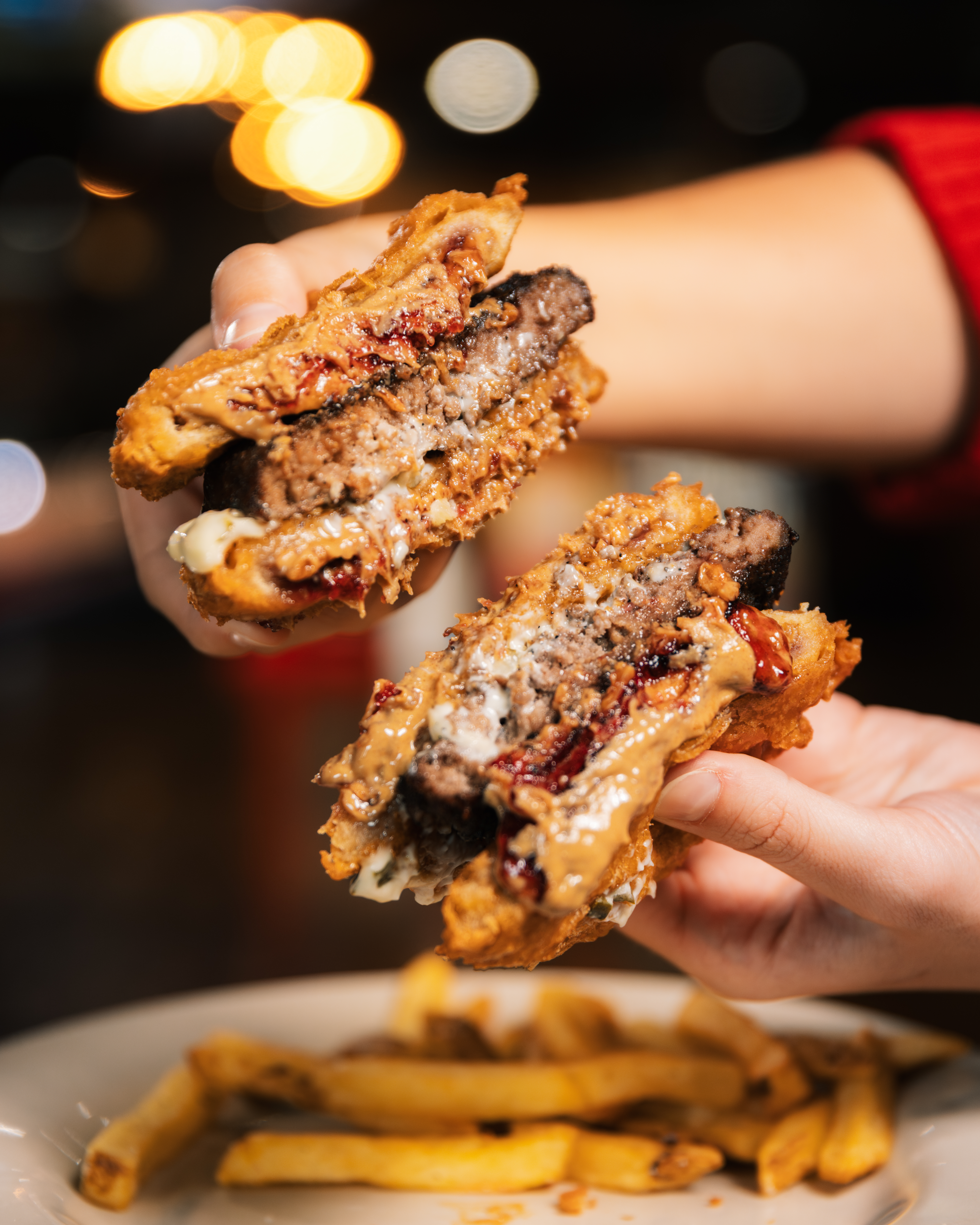 Logan’s Uncrustables Burger Is the Ultimate Summer Food Mashup